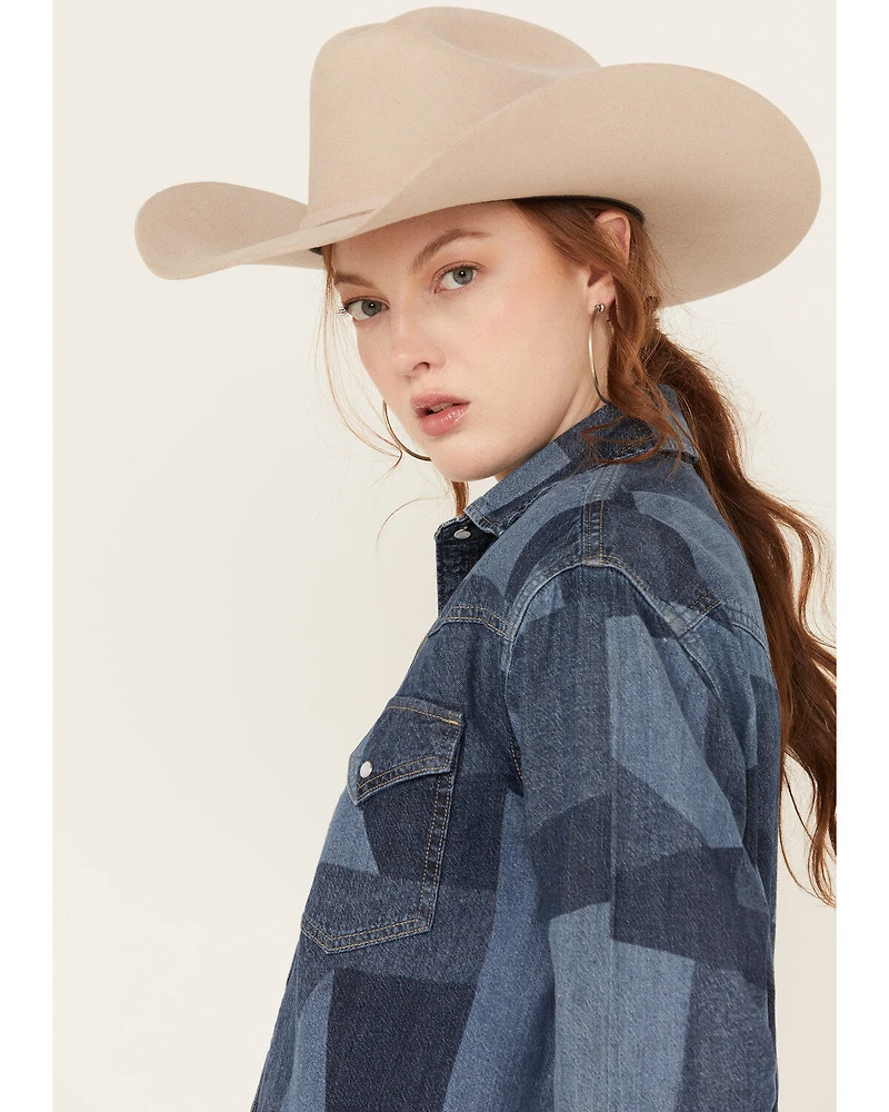 Levi's Women's Dylan Oversized Western Patchwork Print Long Sleeve Pearl Snap Shirt