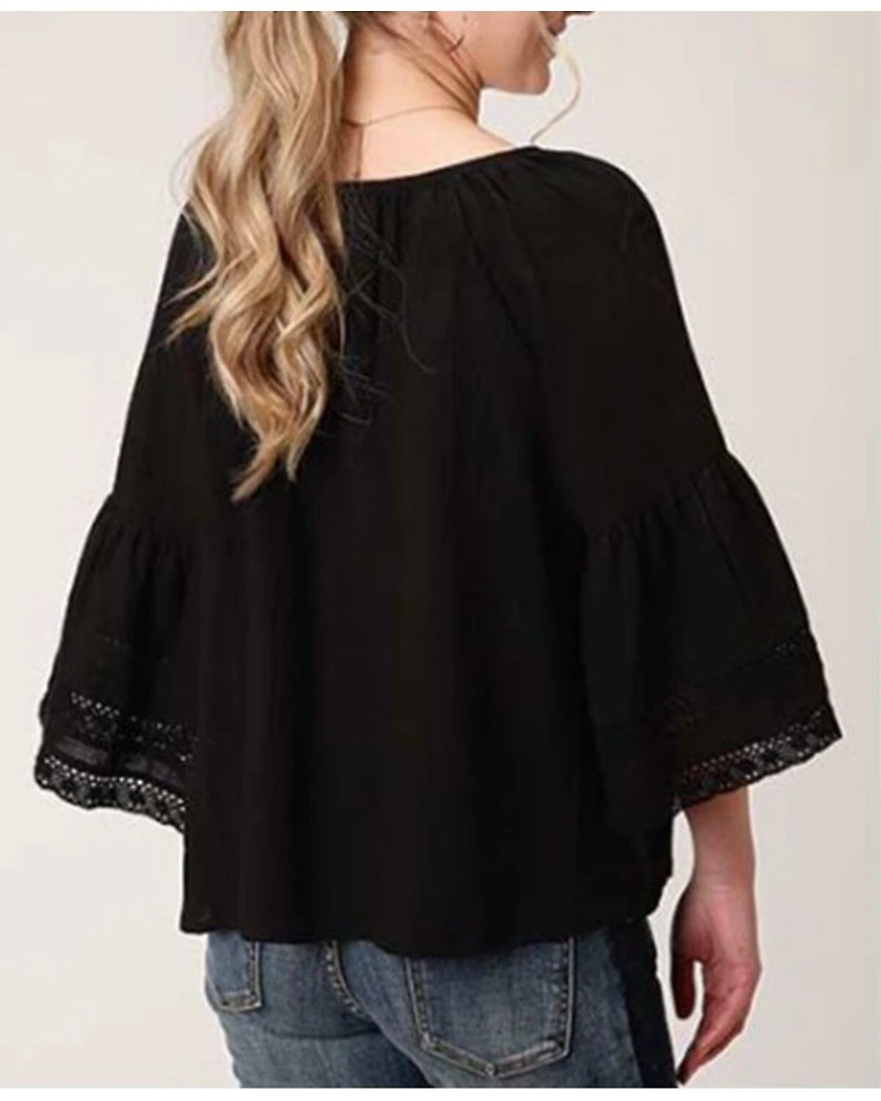 Roper Women's Bell Sleeve Embroidered Peasant Blouse