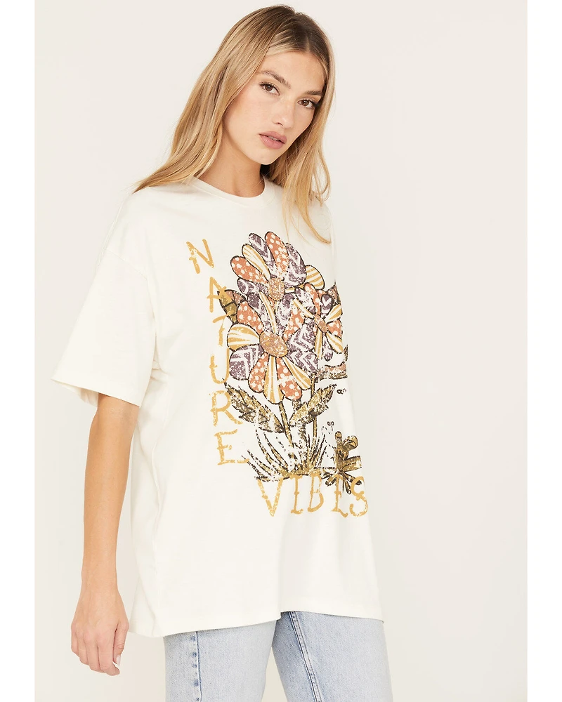 Cleo + Wolf Women's Nature Vibes Oversized Graphic Tee