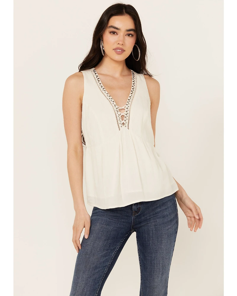 Idyllwind Women's Spruce Criss Cross Front Embellished Tank