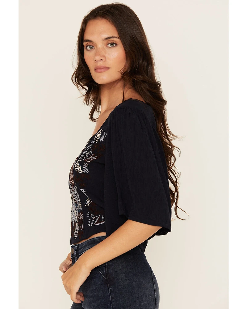 Shyanne Women's Embroidered Short Sleeve Cropped Blouse