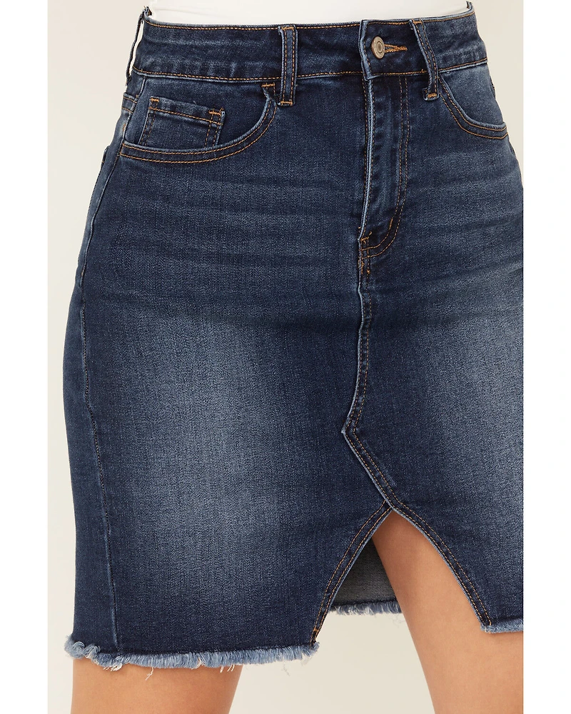 Vervet Women's Dark Wash Raw Hem Mini Skirt