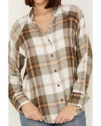 Cleo + Wolf Women's Raw Edge Raglan Sleeve Button Up Shirt