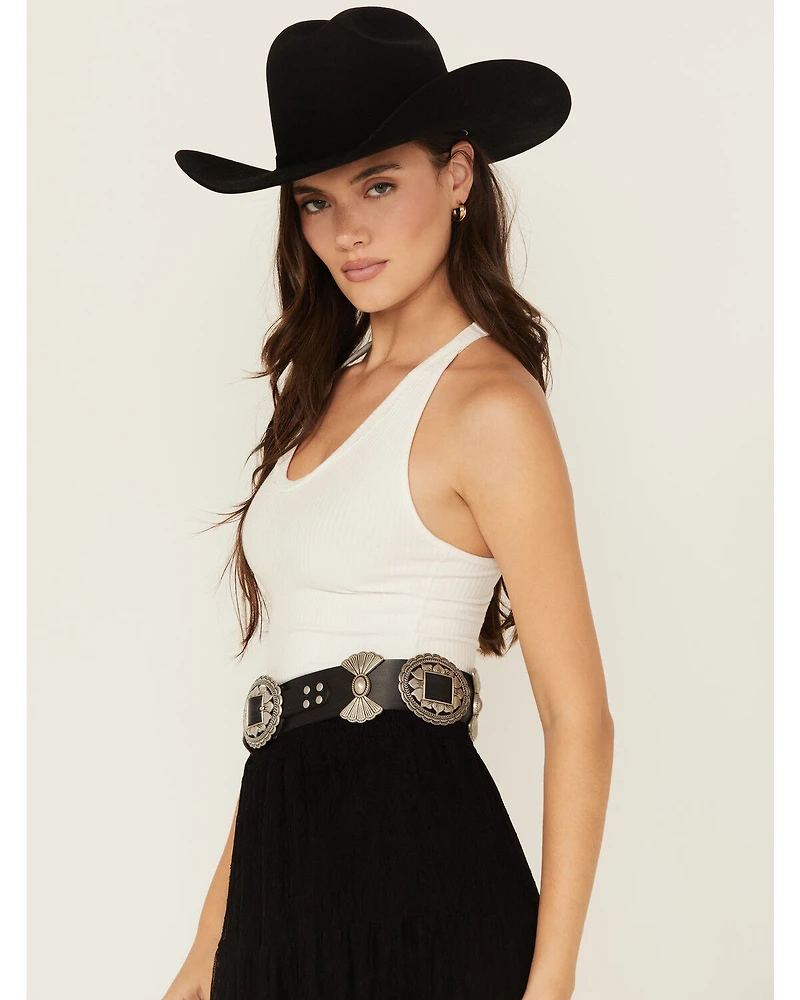 Wonderwest Women's Cassadee Big Concho Leather Belt