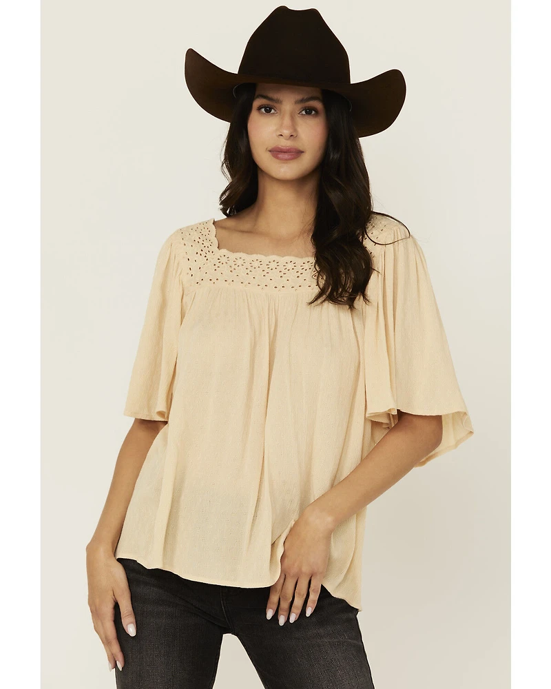 Band Of The Free Women's Solid Short Sleeve Ruffle Blouse