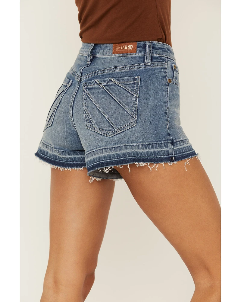 Shyanne Women's Medium Dark Mid Rise Released Hem Shorts