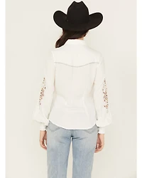 Shyanne Women's Embroidered Long Sleeve Snap Western Shirt