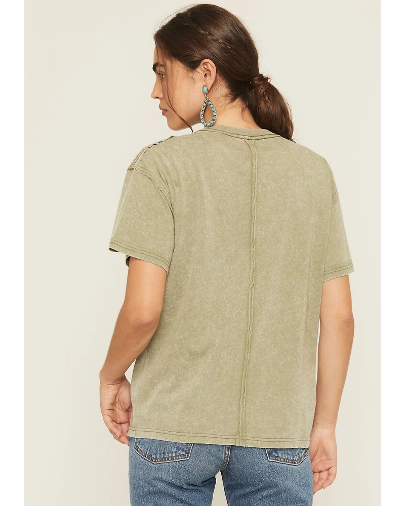 Cleo & Wolf Women's Boyfriend Short Sleeve Pocket Tee