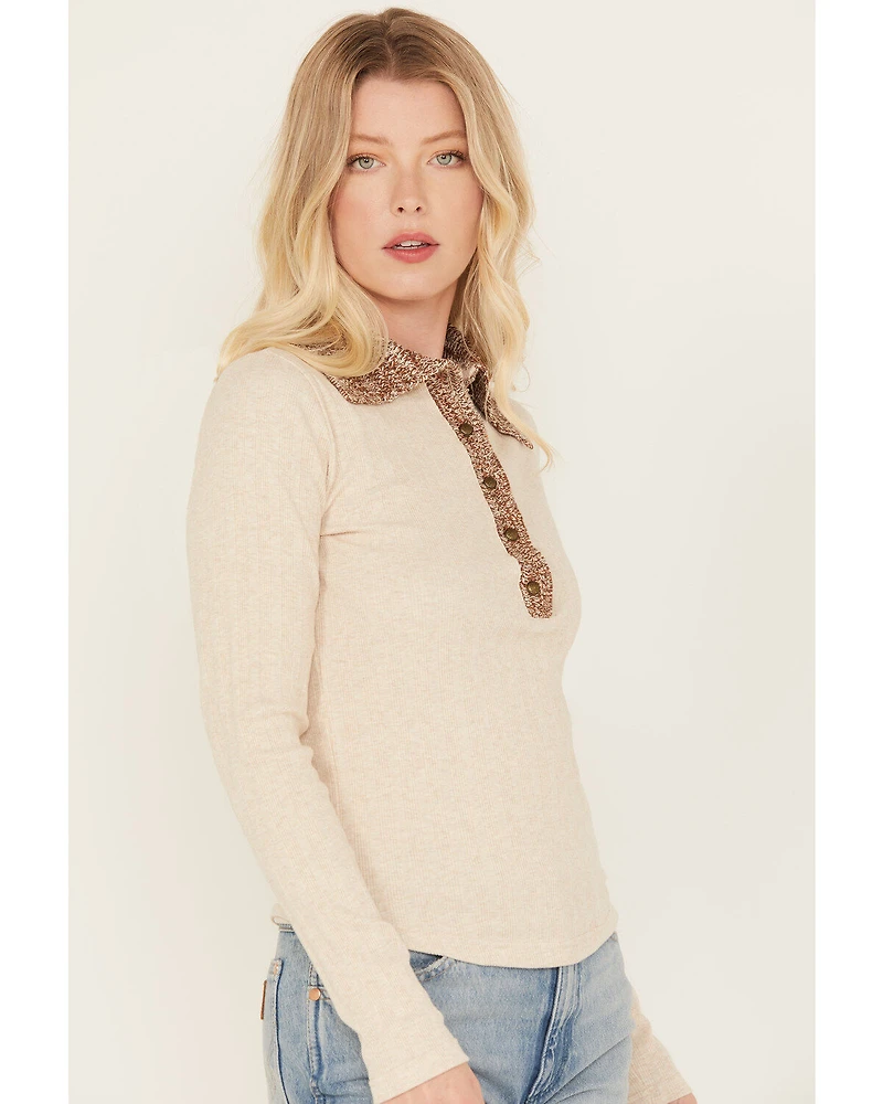 Shyanne Women's Crochet Collar Henley Shirt