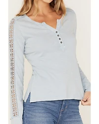 Idyllwind Women's Trustie Henley Top