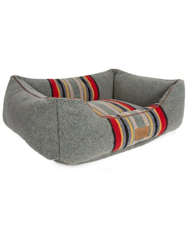 Pendleton Pet Vintage Camp Kuddler - Extra Large