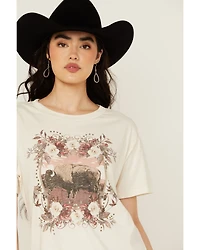Shyanne Women's Bison Short Sleeve Graphic Tee