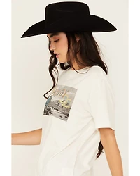 Shyanne Women's Howdy Photo Short Sleeve Graphic Tee