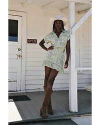 Shyanne Women's Floral Print Tie Front Short Sleeve Button Shirt