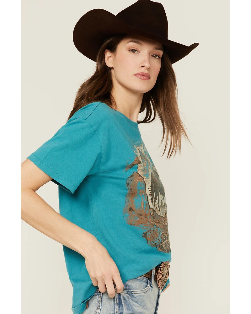 Shyanne Women's Horse Short Sleeve Graphic Tee