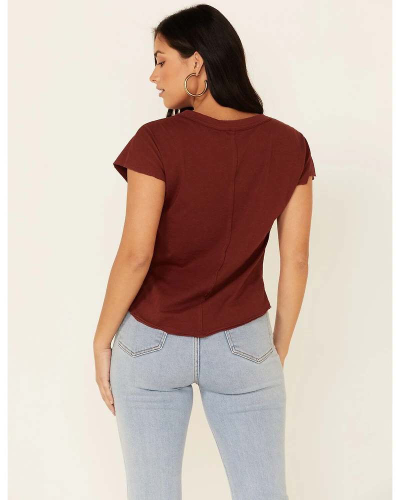 Shyanne Women's Wisdom Of The Wind Graphic Short Sleeve Tee