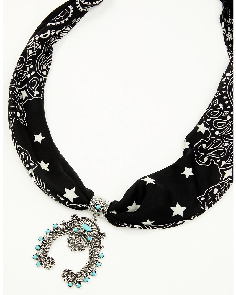 Idyllwind Women's Laurinda Squash Blossom Bandana Necklace