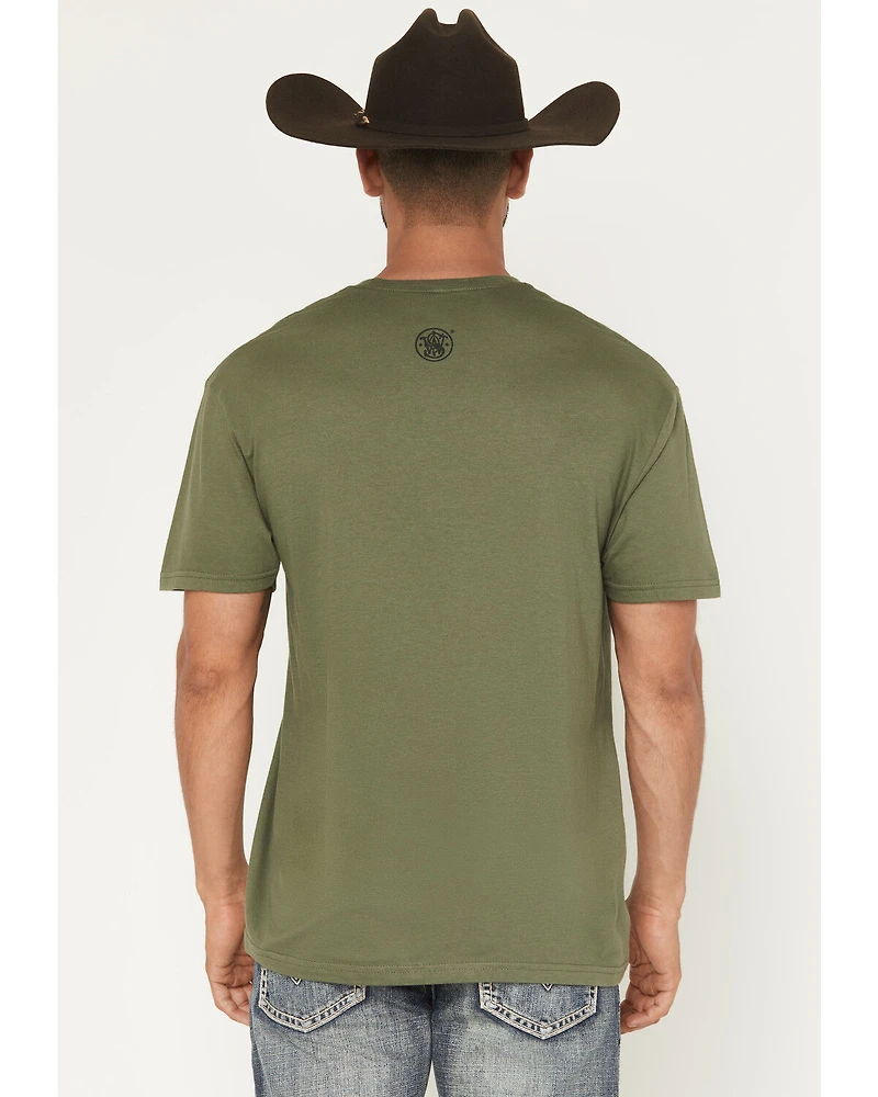 Smith & Wesson Men's Empowering Americans  Badge Short Sleeve Graphic T-Shirt