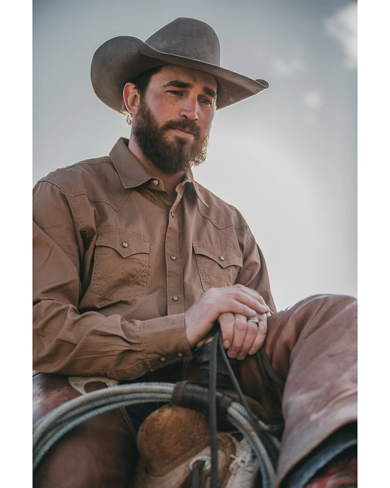 Wrangler Retro Men's Solid Long Sleeve Snap Western Shirt