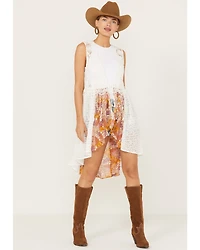 Miss Me Women's Ditzy Floral Crochet Lace Vest