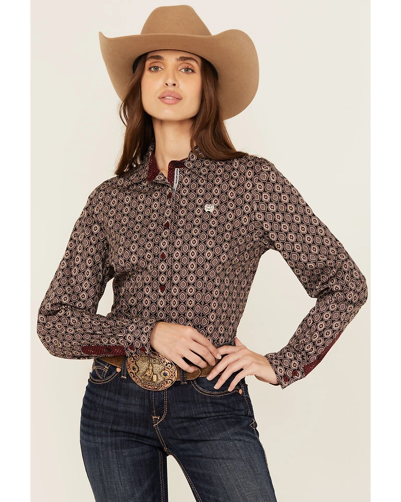 Cinch Women's Medallion Print Long Sleeve Button-Down Western Shirt