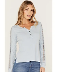 Idyllwind Women's Trustie Henley Top