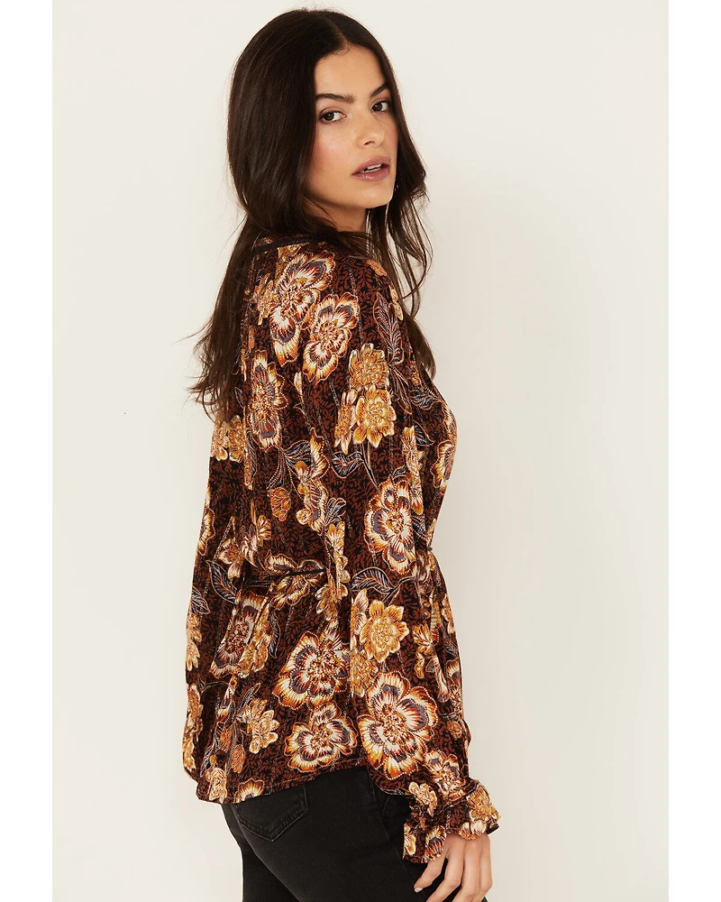 Shyanne Women's Belted Peasant Top