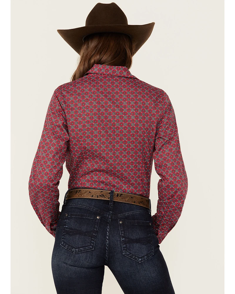 Cinch Women's Medallion Print Long Sleeve Button-Down Western Core Shirt