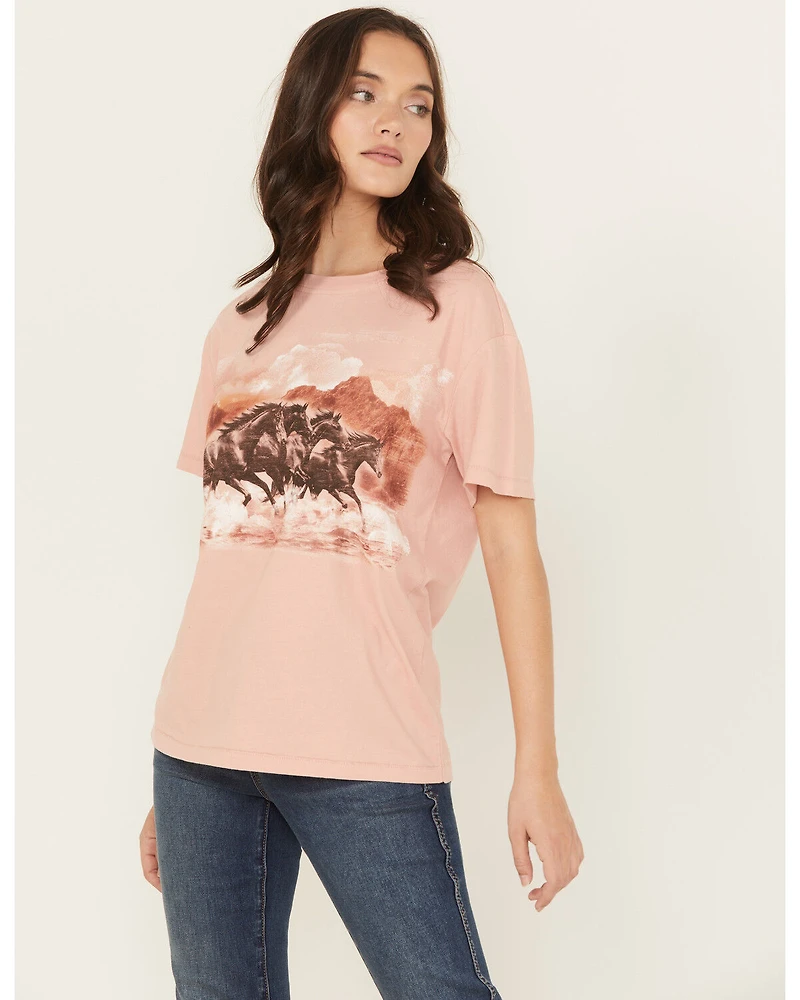 Shyanne Women's Running Horses Short Sleeve Graphic Tee