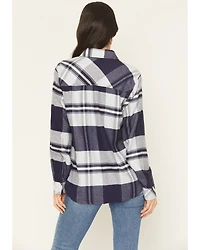Idyllwind Women's Shadowood Plaid Print Long Sleeve Snap Flannel Shirt
