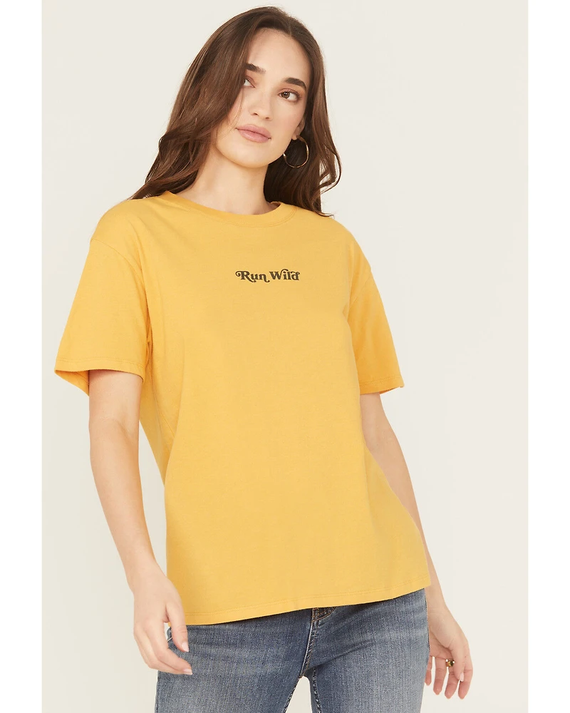 White Crow Women's Run Wild Short Sleeve Graphic Tee