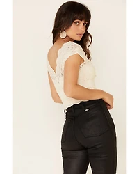 Shyanne Women's Ivory Lace Short Sleeve Crop Top
