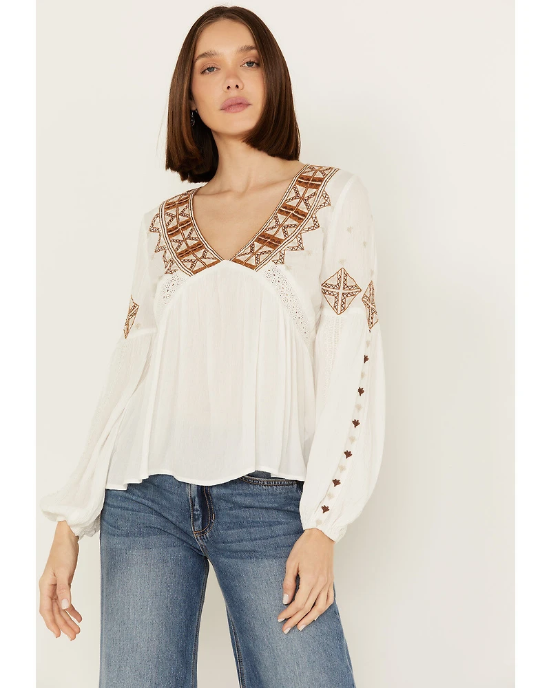 Shyanne Women's Embroidered Boho Top
