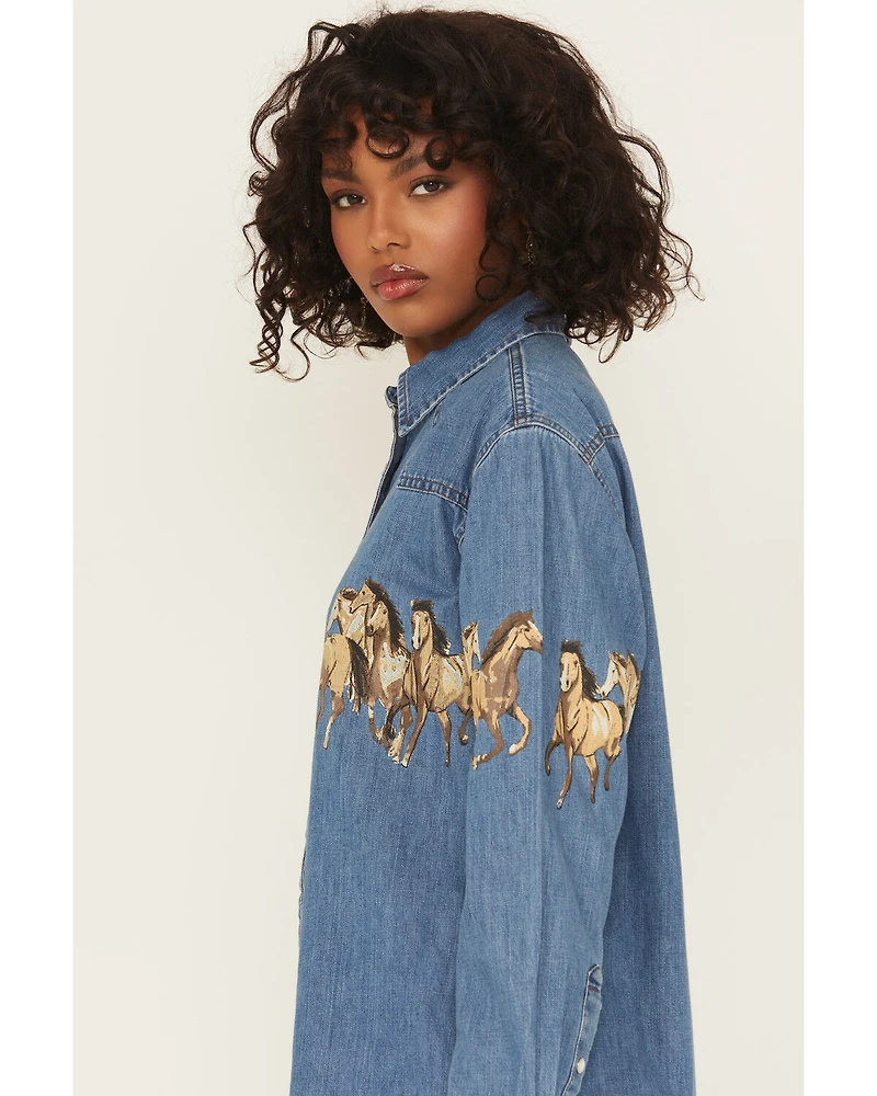 Wrangler Retro Women's Medium Wash Running Horse Denim Long Sleeve Snap Western Shirt