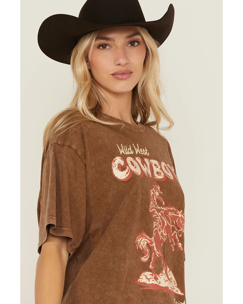 Ariat Women's Wild West Cowboy Short Sleeve Oversized Graphic Tee