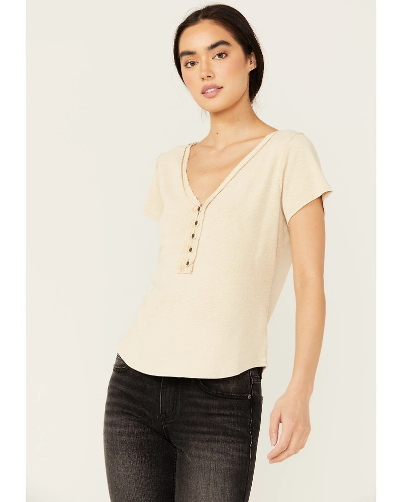 Idyllwind Women's Vaughn Henley Short Sleeve Shirt