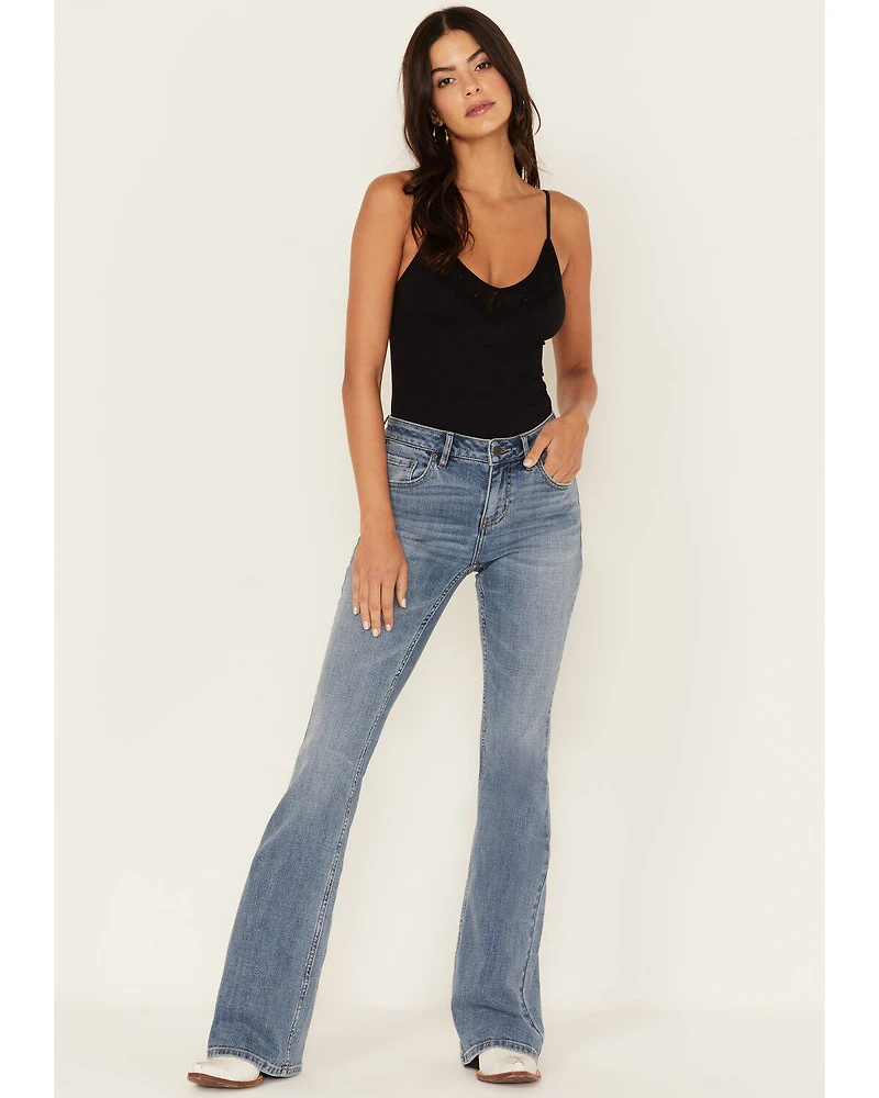 Idyllwind Women's Amalie Light Wash Rebel Mid Rise Bootcut Jeans