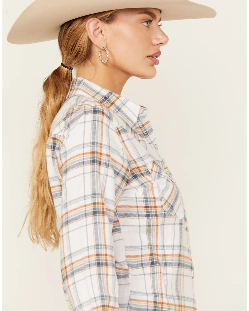 Wrangler Retro Women's Plaid Print Long Sleeve Pearl Snap Flannel Shirt