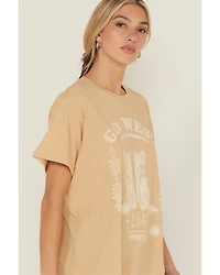 Wrangler Women's Go West Short Sleeve Girlfriend Graphic Tee