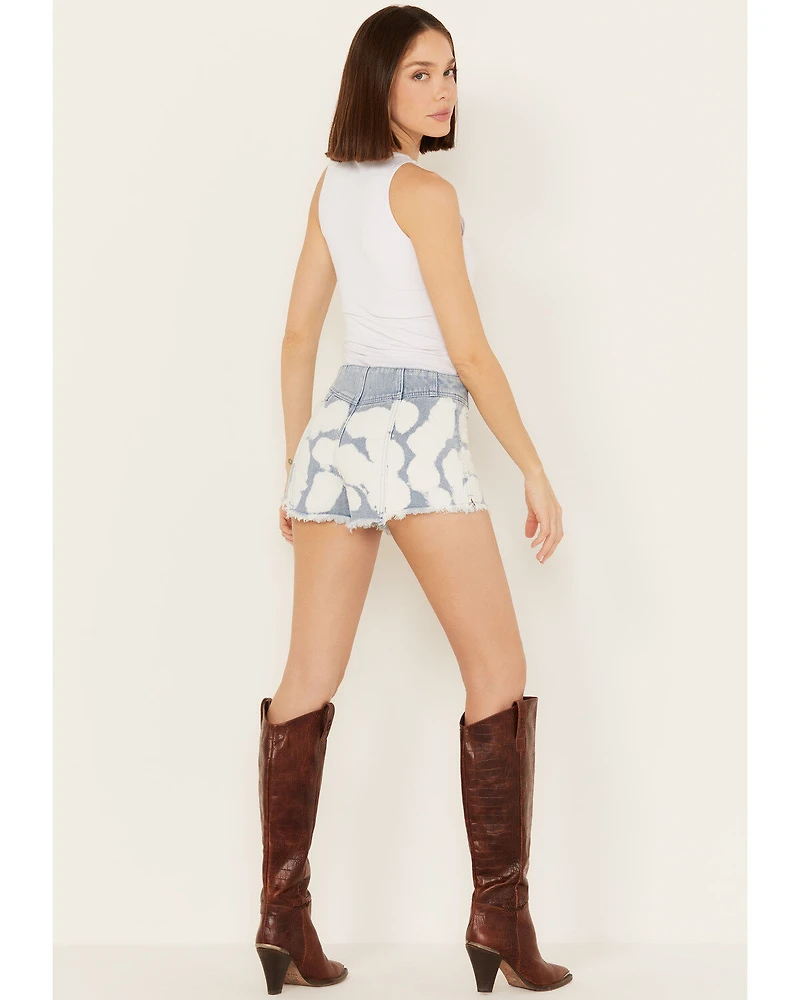 Shyanne Women's Light Wash High Rise Pull On Shorts