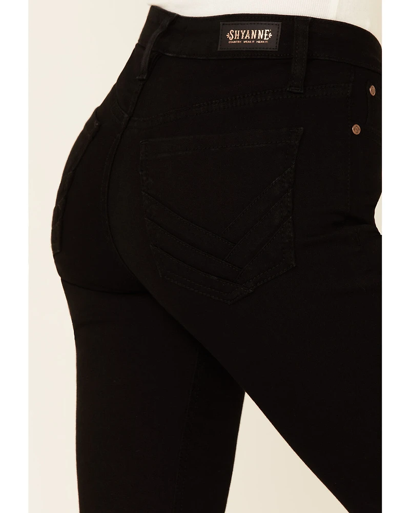 Shyanne Women's Seamed Pockets Mid Rise Bootcut Jeans