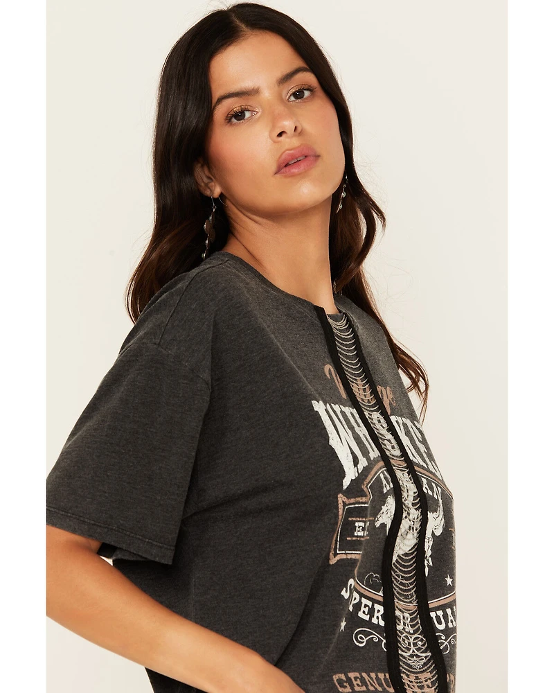 Shyanne Women's Chain Front Whiskey Short Sleeve Graphic Tee