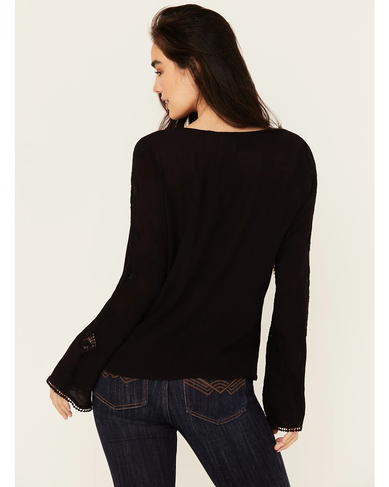 Idyllwind Women's Sharondale Embroidered Long Sleeve Button-Down Shirt