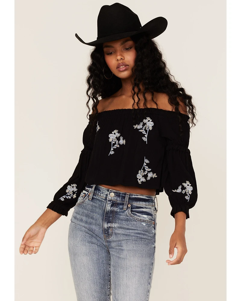 Shyanne Women's Floral Embroidered Off-Shoulder Crop Top