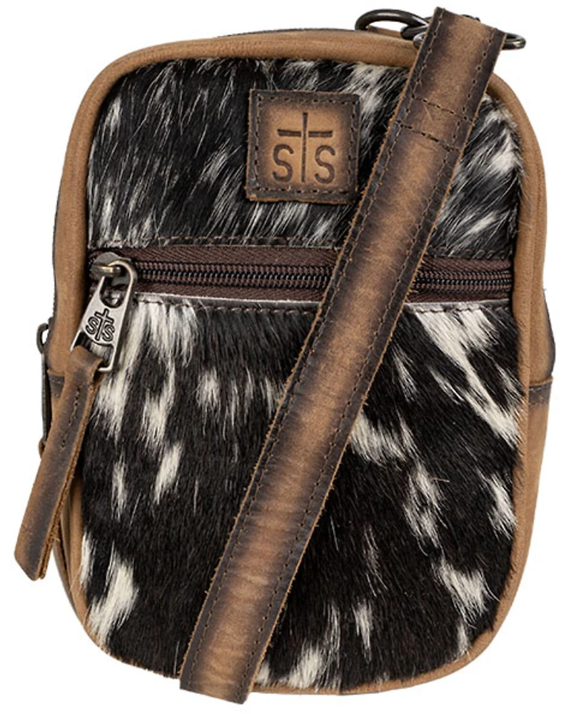 STS Ranchwear by Carroll Women's Cowhide Auzlyn Crossbody Bag