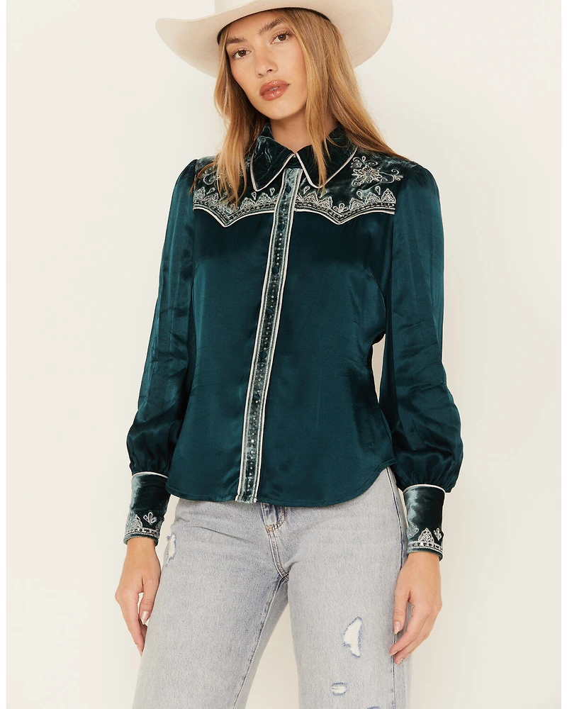 Shyanne Women's Embellished Velvet Long Sleeve Button-Down Western Shirt