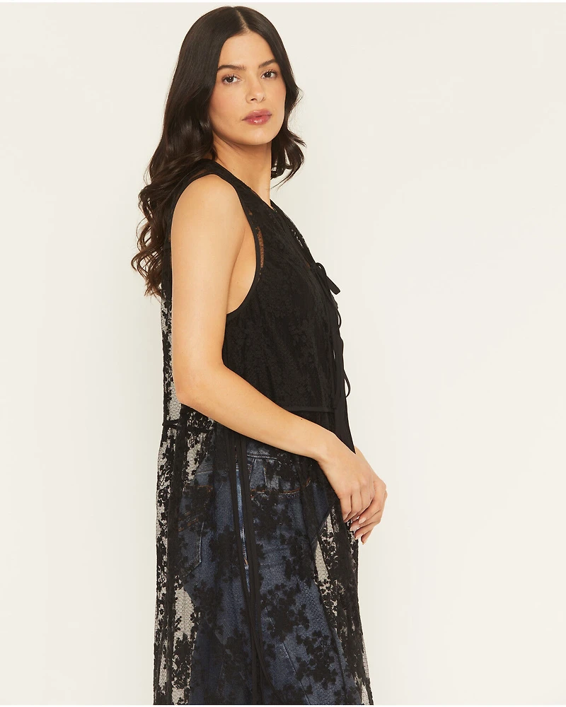 Listicle Women's Sleeveless Floral Lace Tie Front Kimono