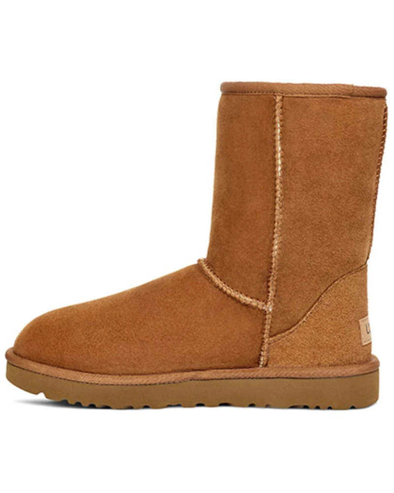UGG® Women's Classic II Short Boot