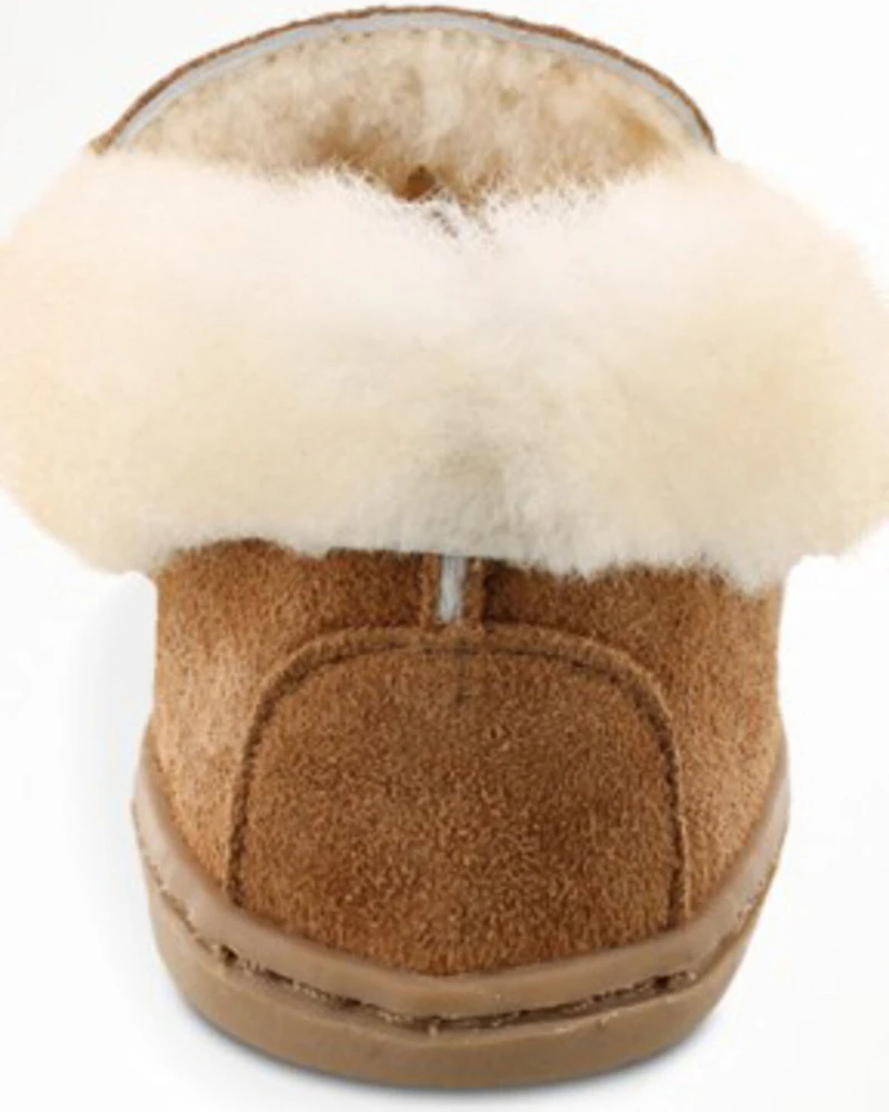 Minnetonka Women's Alpine Sheepskin Moccasins