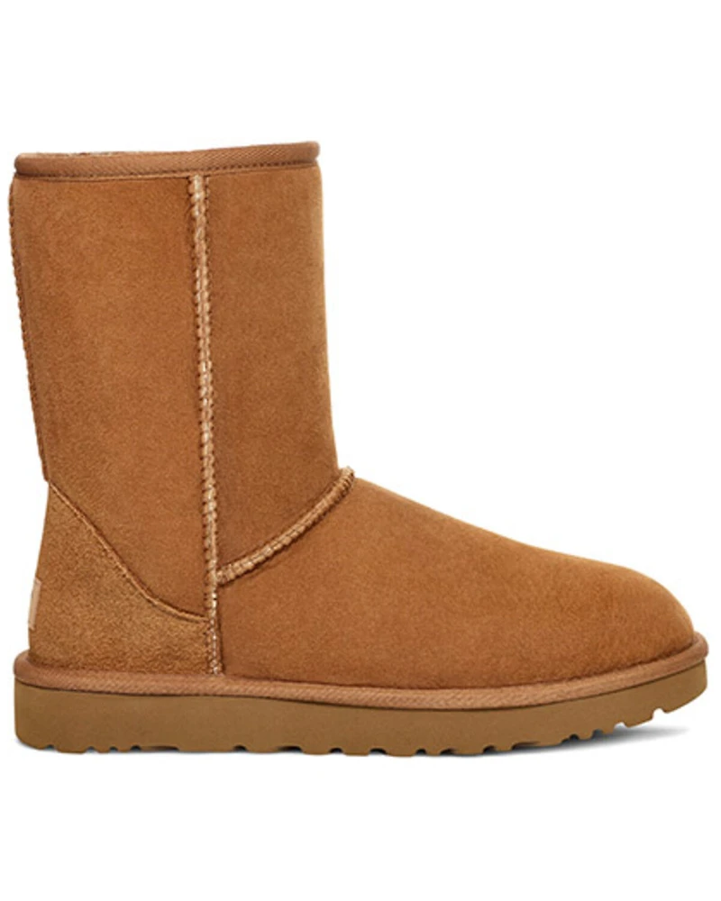 UGG® Women's Classic II Short Boot